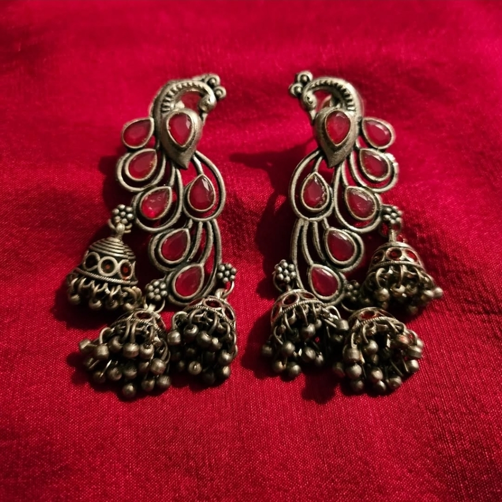 Elegant oxidized Silver Earrings with Red Accents